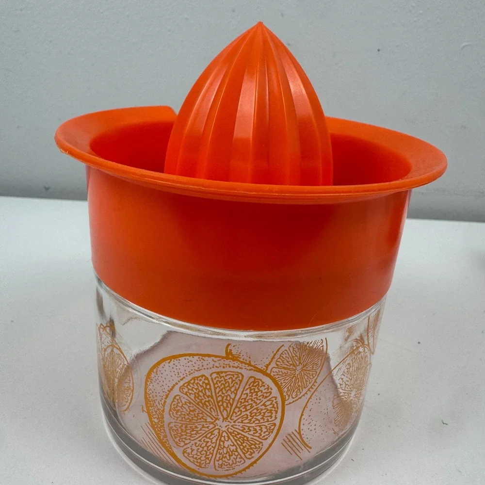 Vintage Gemco Glass Citrus Juicer‎ Orange Plastic Reamer Made in USA Retro MCM